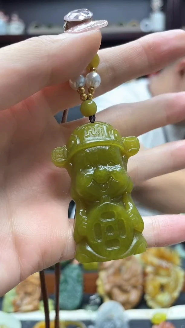 未镶嵌岫玉吊坠·