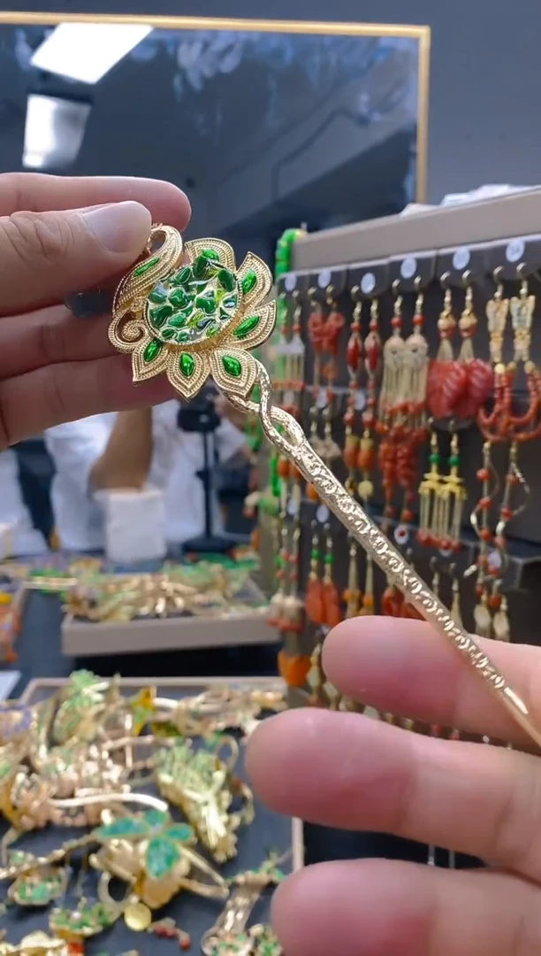 翡翠合金耳饰71翡翠发簪