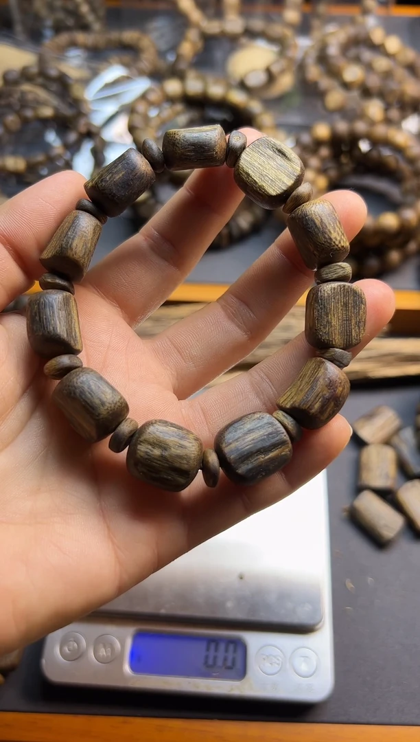 沉香手串天然棋楠随型手串