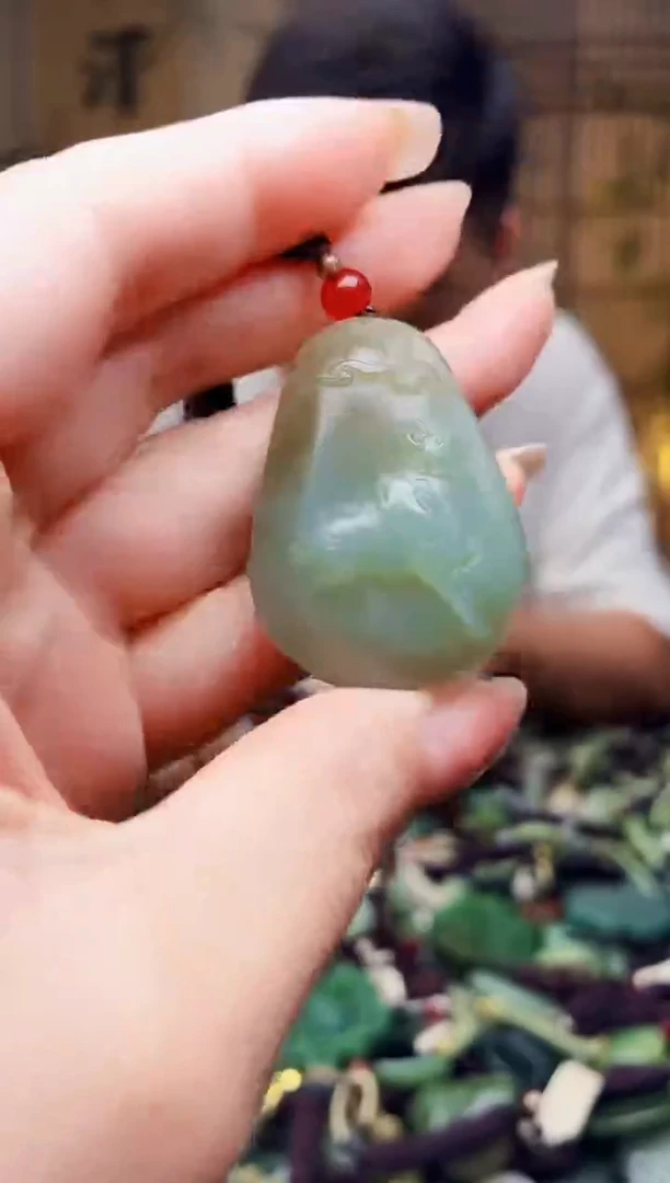 颈饰未镶嵌和田玉多样性发货，拍一发一
