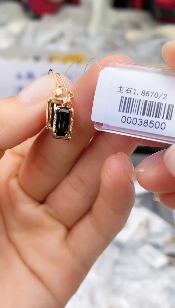 碧玺耳饰18K金镶嵌高货