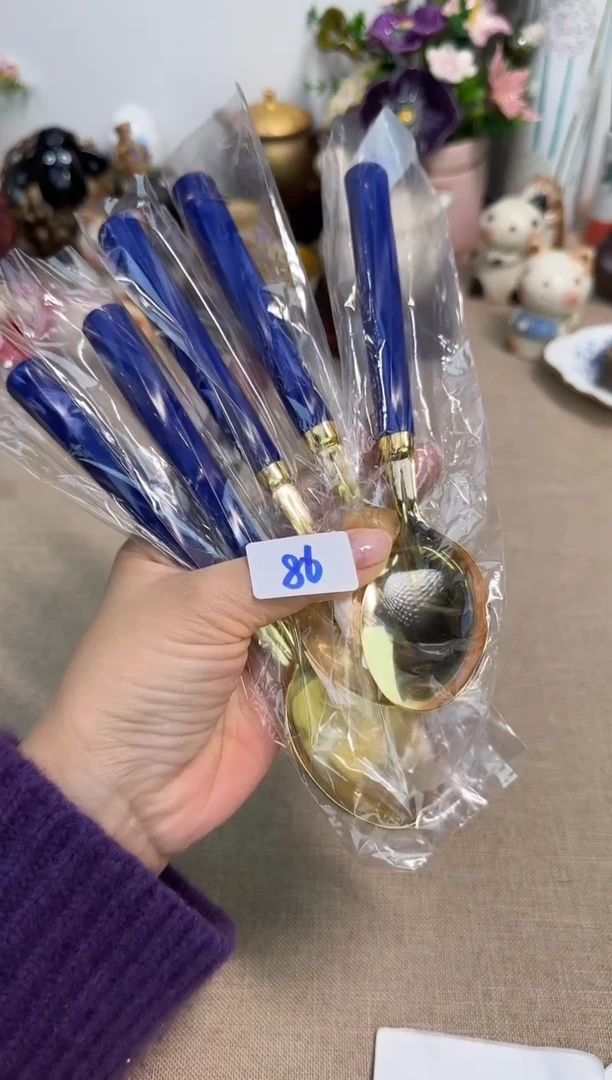 瓷片泡泡家的瓷器真好看