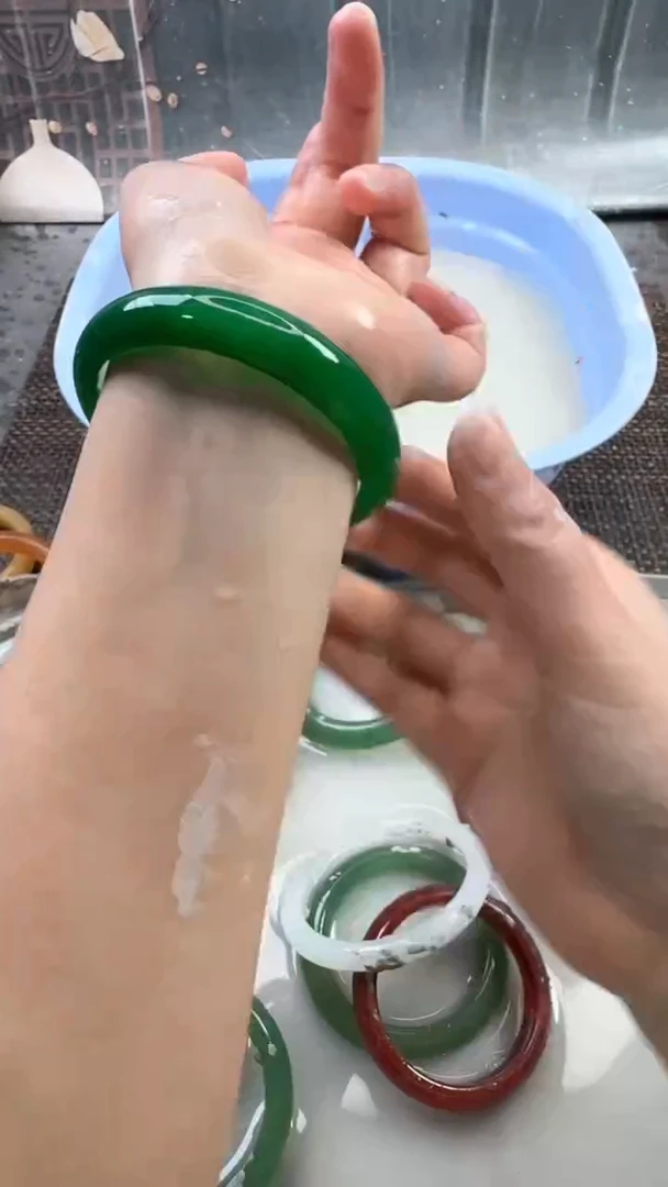 【闪购商品】玛瑙/玉髓手镯未镶嵌111 6160