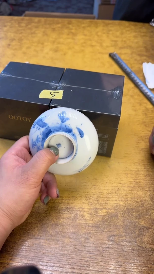 瓷器瓷器瑕疵瑕疵5黑金俩碗