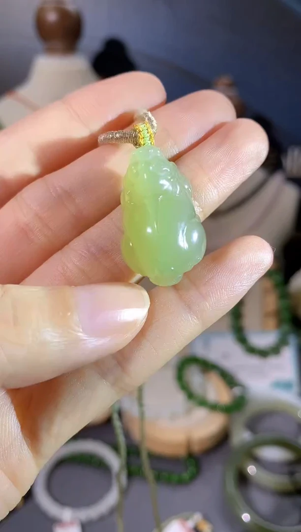 颈饰未镶嵌和田玉天然玉石多样性发一cg