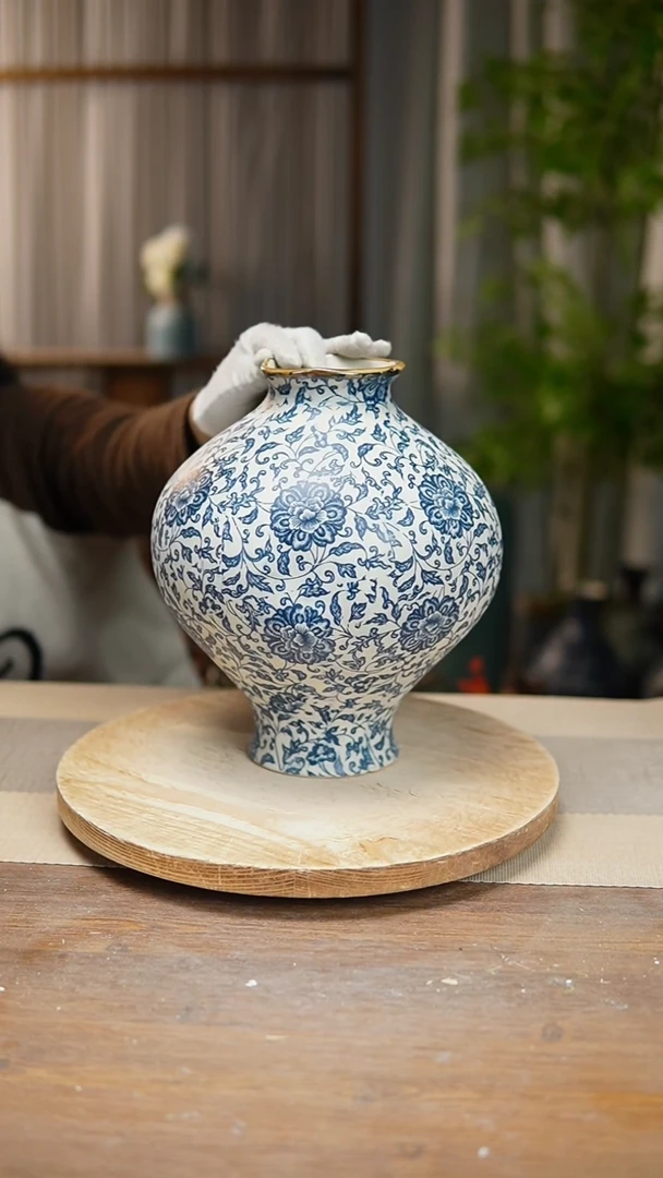 【闪购商品】陶瓷花器青花瓷缠枝莲灯笼