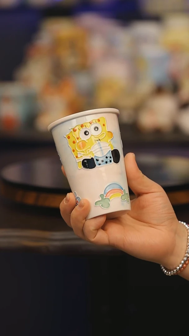 【闪购商品】摆件景德镇釉下彩绘设计师款式陶瓷