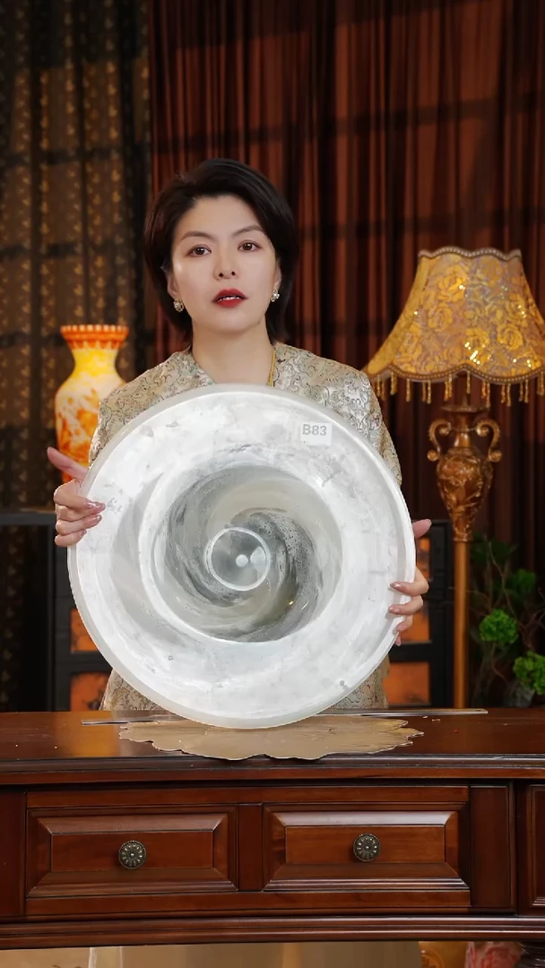 琉璃琉璃B83.。。。。