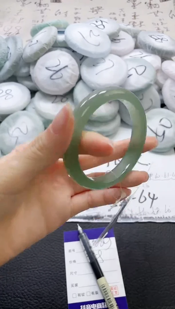 未镶嵌手镯石英质玉265-58