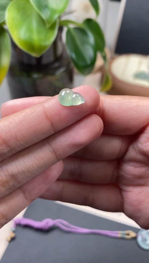 【闪购商品】翡翠颈饰未镶嵌翡翠冰种葫芦