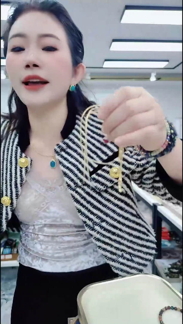 无合金1646金色万能蛇骨手圈