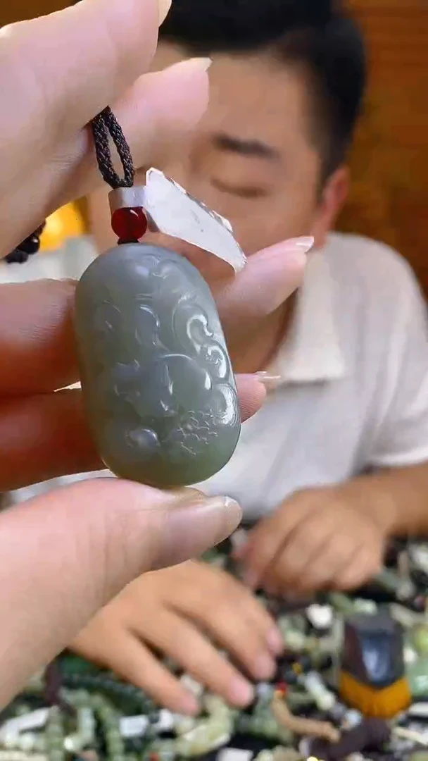 和田玉未镶嵌颈饰多样性发货，拍一发一
