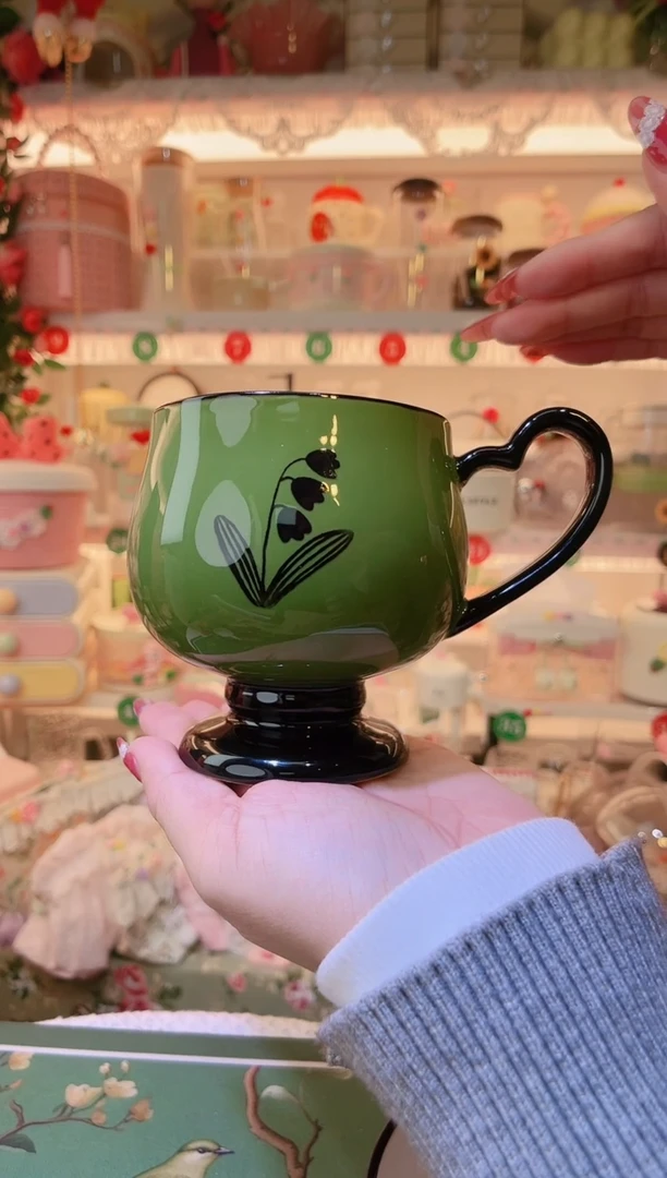 复古高脚杯绿色——手工制作品质好！