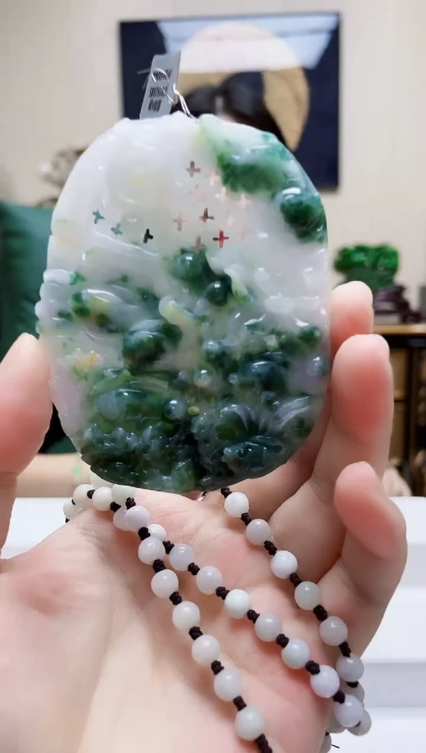 未镶嵌定制翡翠吊坠75
