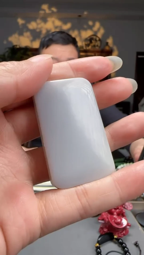 【闪购商品】和田玉颈饰未镶嵌30x50mm拍一发一多样性发货