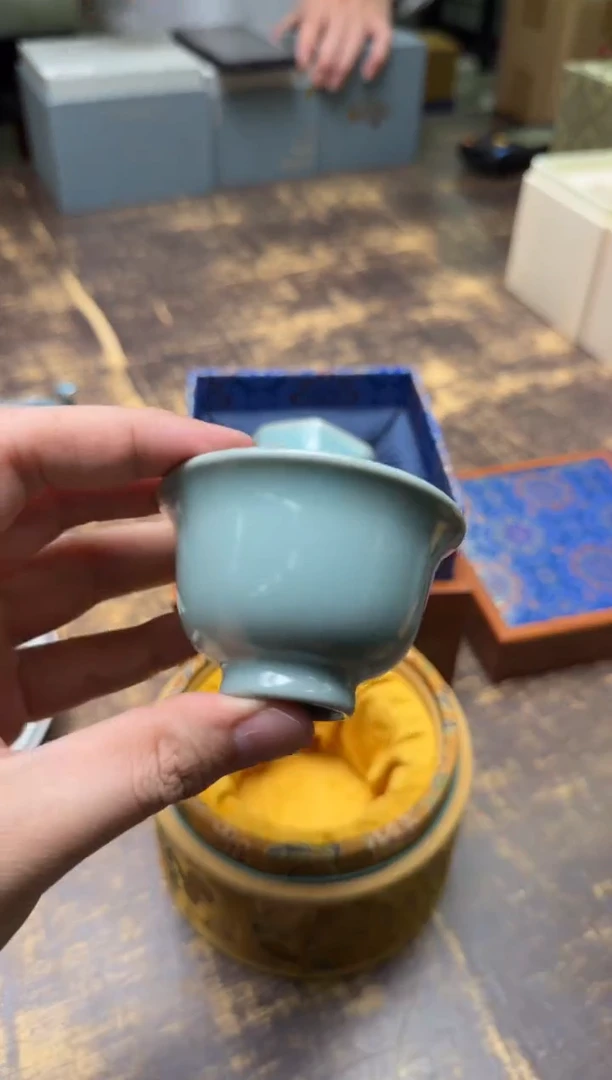 张*泽九道 汝窑小压手杯