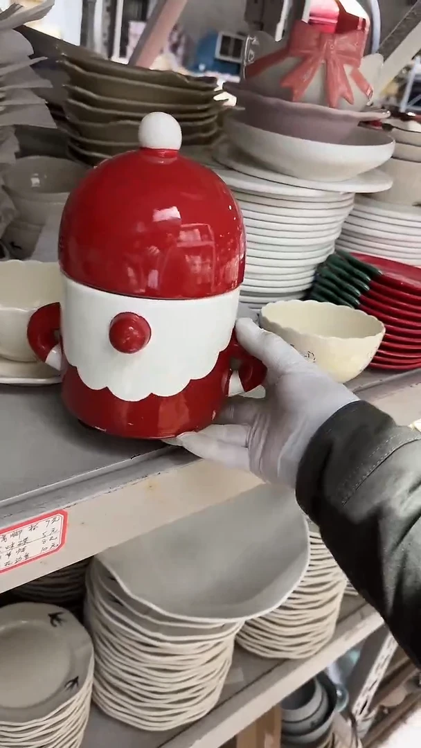 陶瓷圣诞带盖罐子微瑕 凑满20元包邮