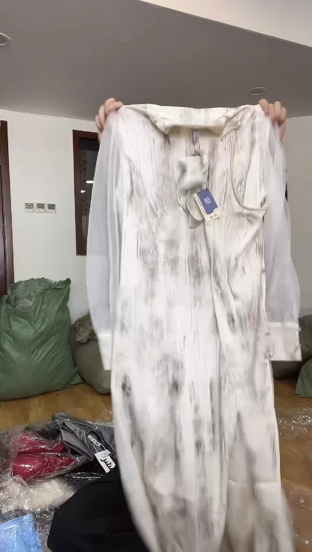 L码      120斤  裙子