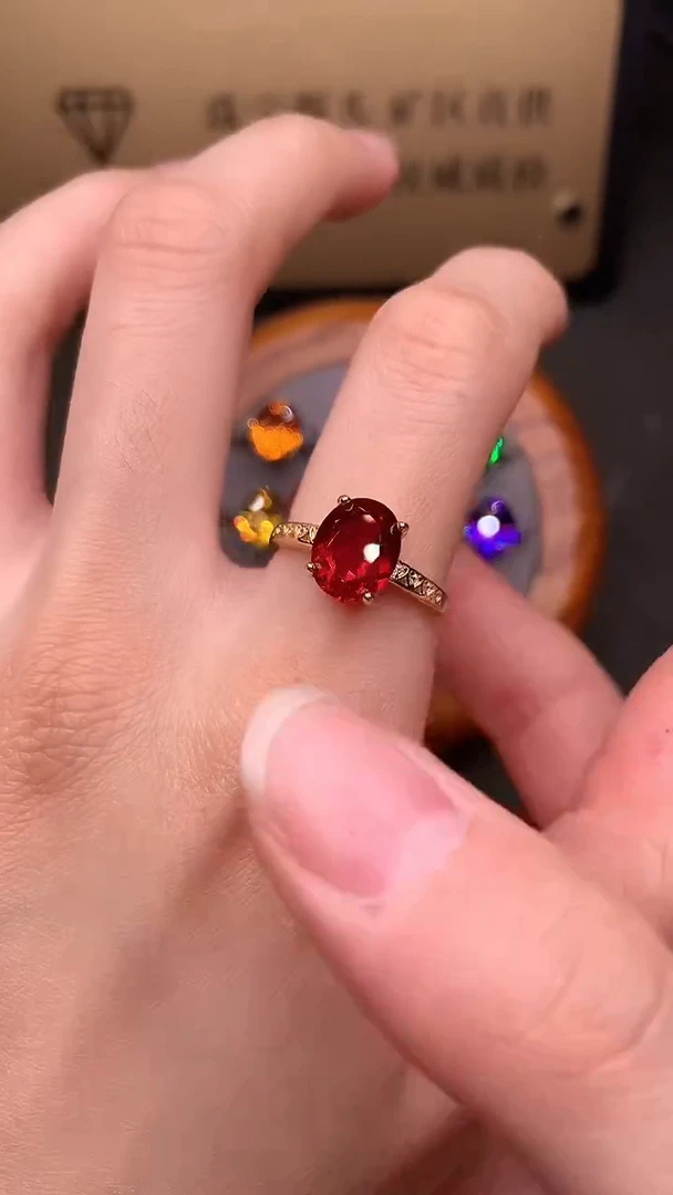 银S925镶嵌戒指红宝石...