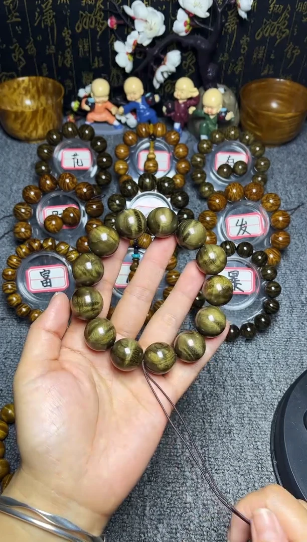 阴沉木手串/手链1.8闪电纹118