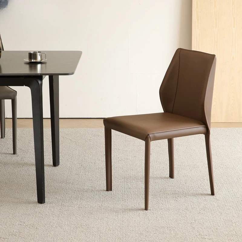 意式马鞍皮餐椅家用餐厅椅子靠背吃饭凳子设计师马鞍椅家用靠背椅