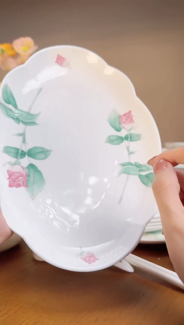 【闪购商品】玫瑰高骨瓷12.5寸鱼盘