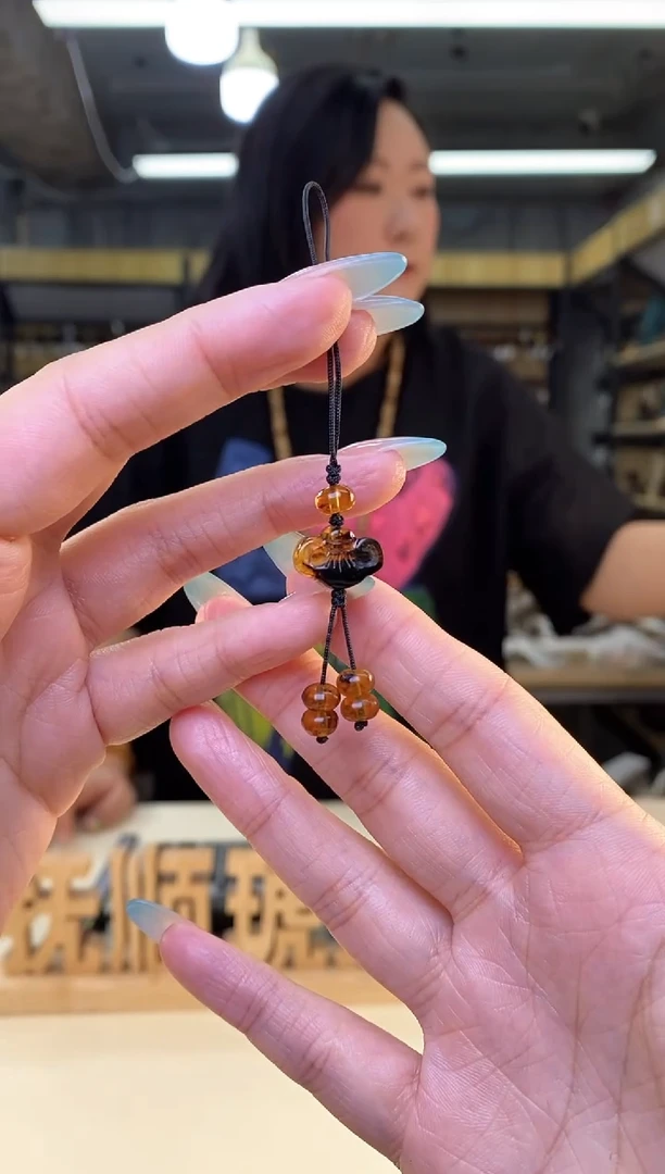 【闪购商品】琥珀裸石未镶嵌抚顺琥珀多样性发货