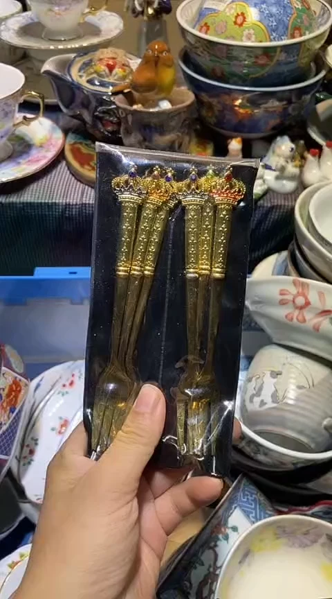 瓷片晗****妈1111111111111@@1