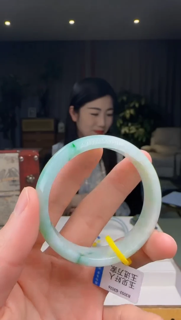 【闪购商品】翡翠手镯未镶嵌DY@@960Q3J13884