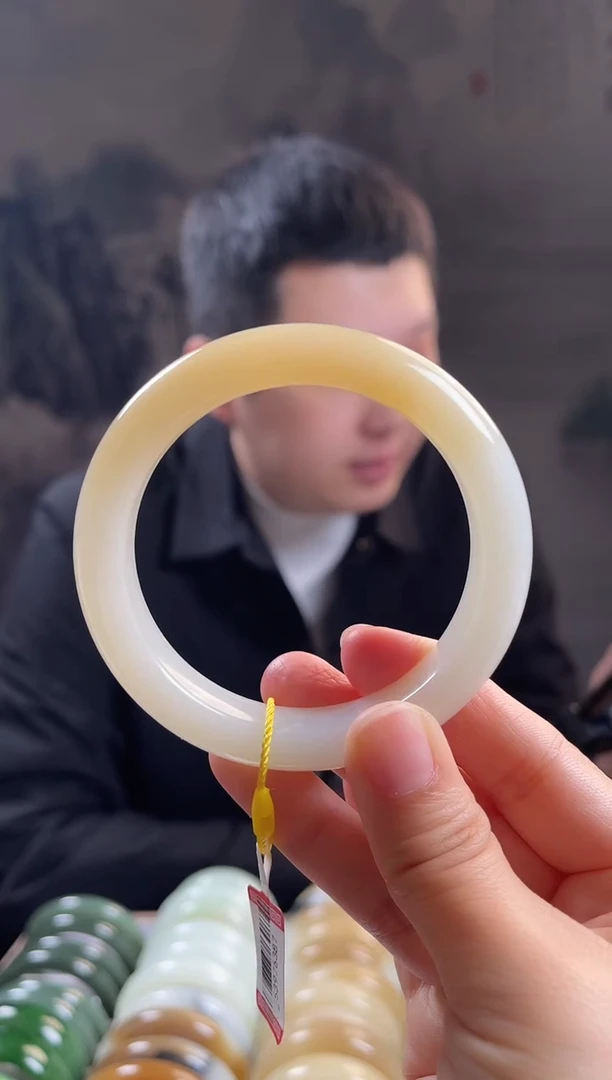 未镶嵌手镯和田玉58圈口6387