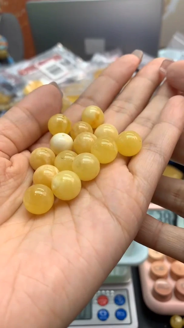 未镶嵌琥珀珠宝奇石2997多样性发其一