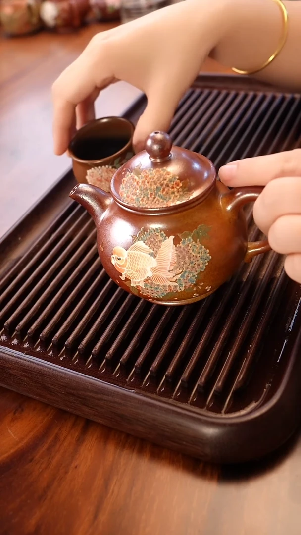 紫砂茶宠柴烧潘壶 锦鲤鱼