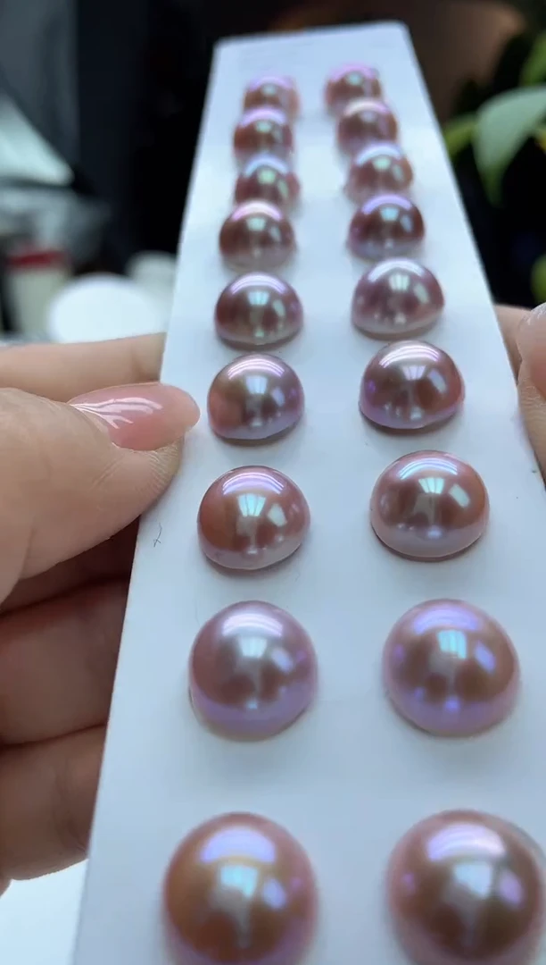 未镶嵌颗粒珠淡水珍珠粉泡泡 贝 一颗吊坠，两颗耳饰 (多样性发一）