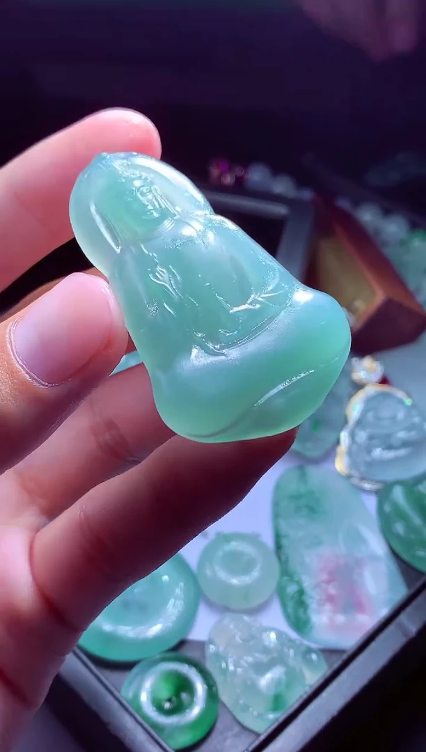 未镶嵌定制翡翠张*#翡翠毛货定制