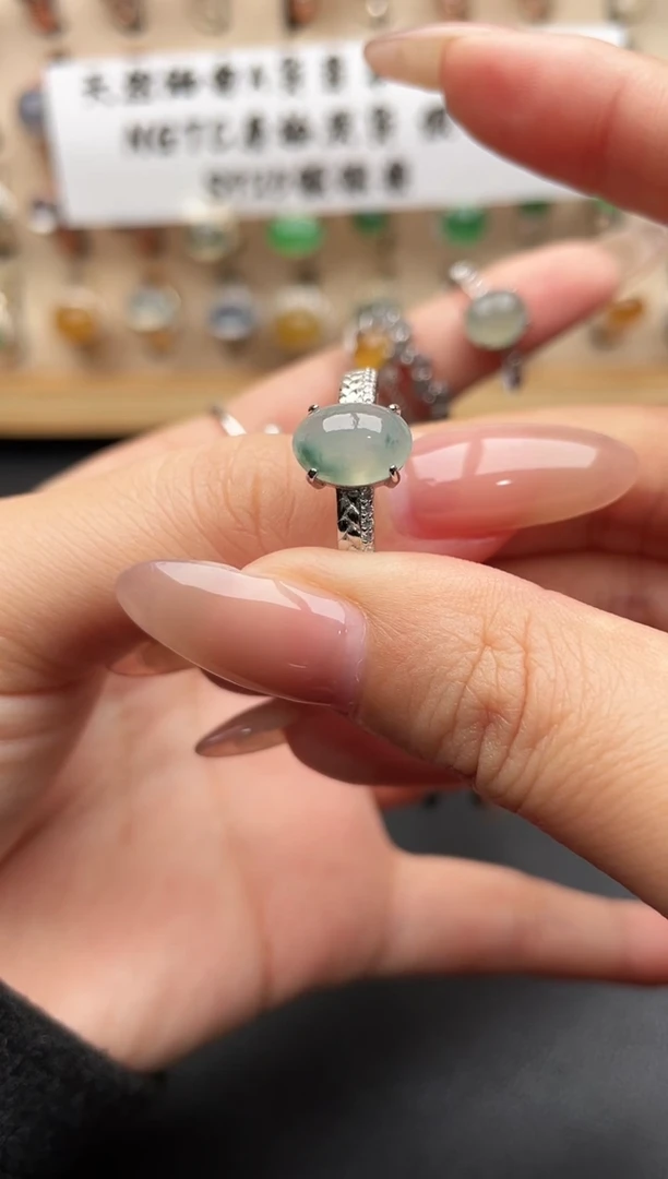 银S925镶嵌戒指翡翠一物一证一礼盒