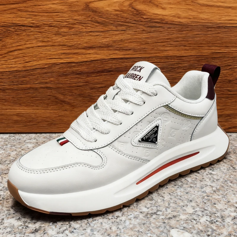 男鞋秋冬新款轻奢时尚高级潮流皮面耐磨休闲健步吸模底休闲运动鞋