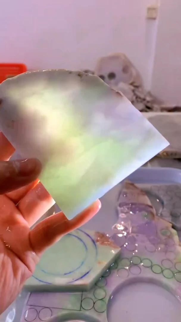 翡翠未镶嵌颈饰缅甸A货翡翠430