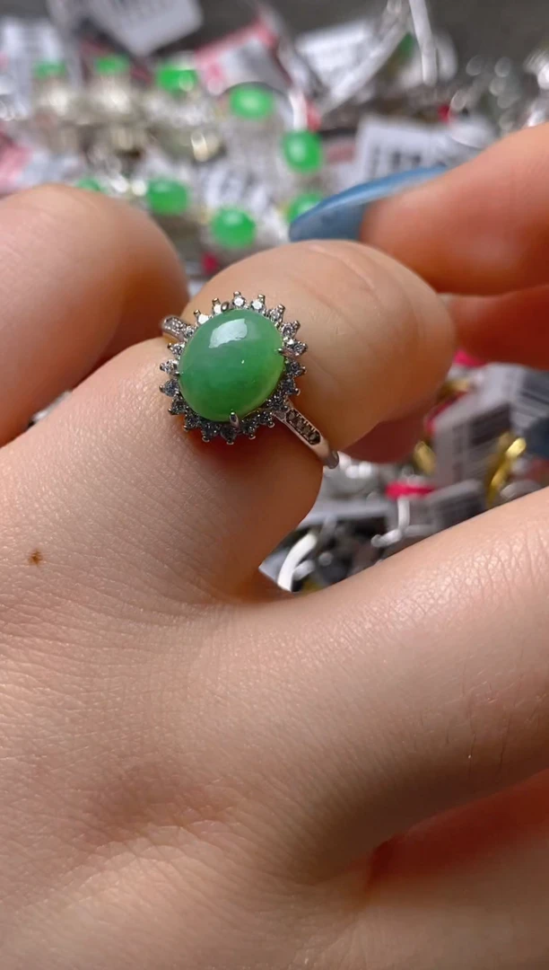 银S925镶嵌戒指翡翠百内无证书