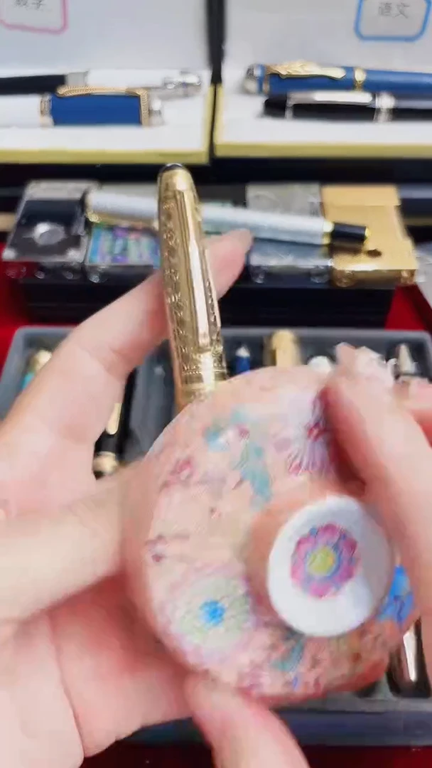 瓷片HFHFDJHFJF77777