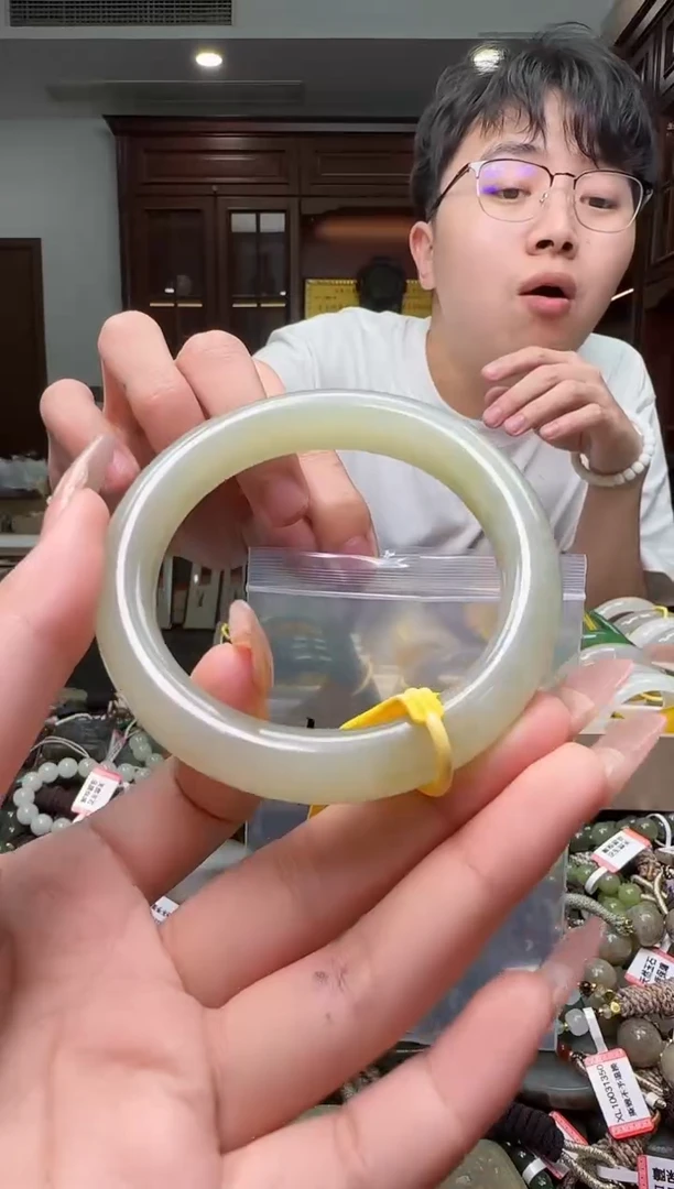 颈饰未镶嵌和田玉lf009圈口58