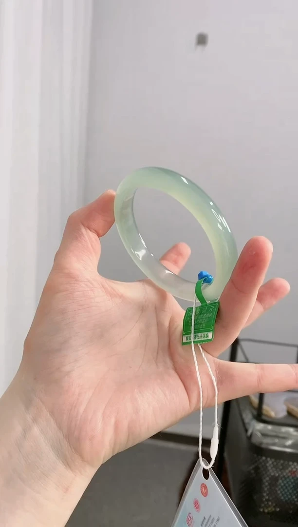 【闪购商品】玛瑙/玉髓手镯未镶嵌61圈