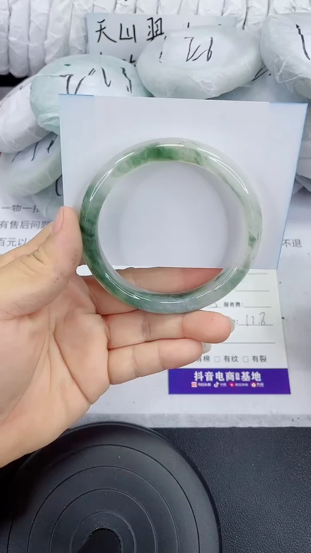 未镶嵌手镯石英质玉64-60/61