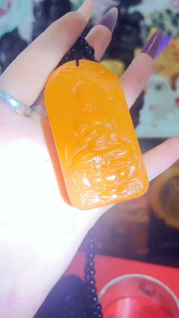 黄佛牌挂件老板娘主播推荐推荐