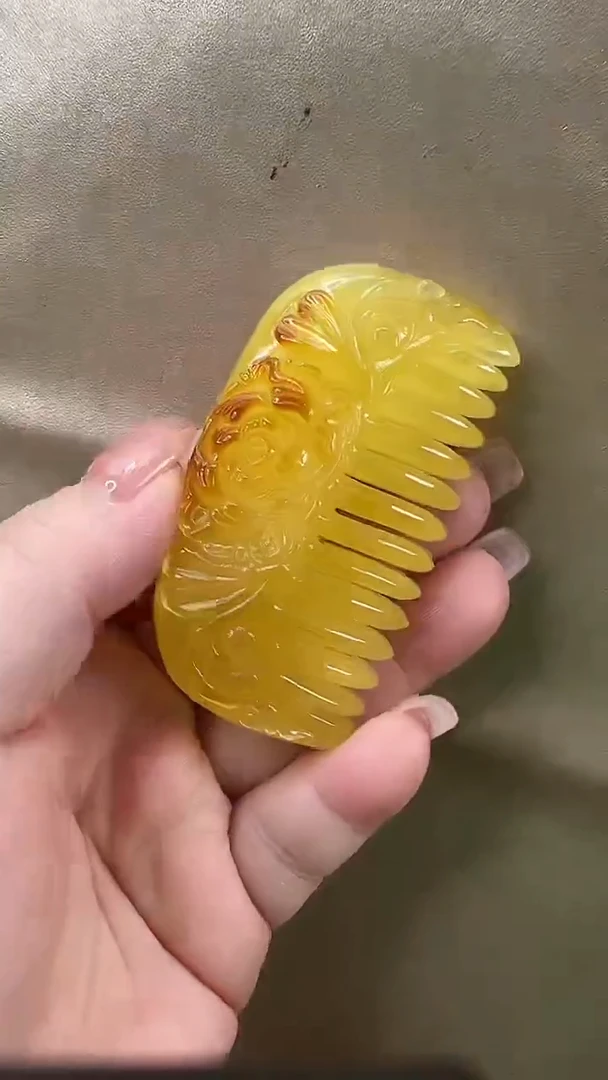 琥珀颈饰未镶嵌吊坠