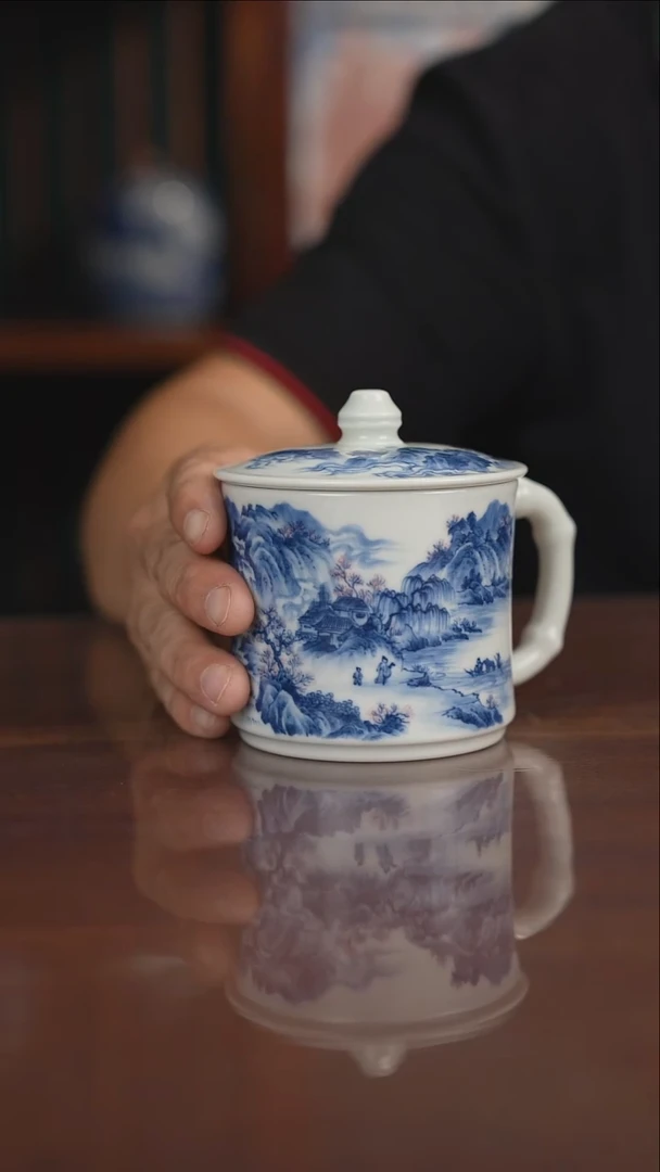 景琳藏青花北派山水