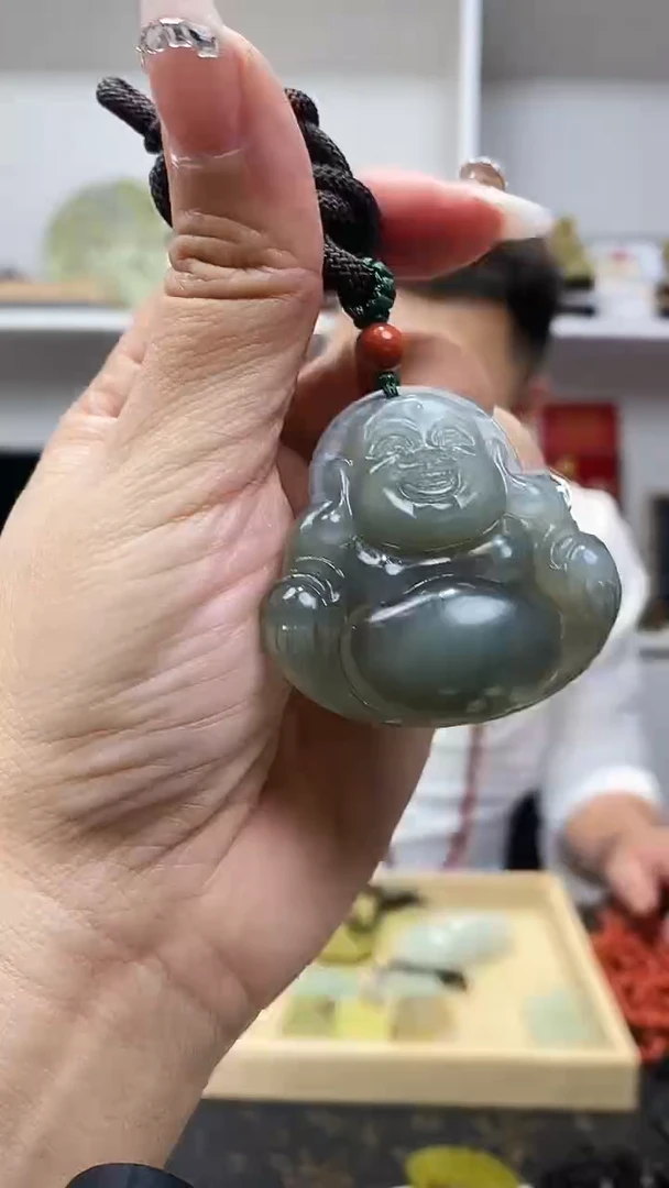 未镶嵌岫玉吊坠