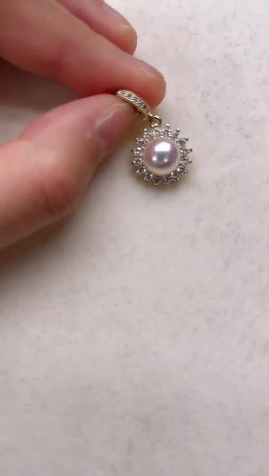 【闪购商品】淡水珍珠颈饰合金太阳花吊坠