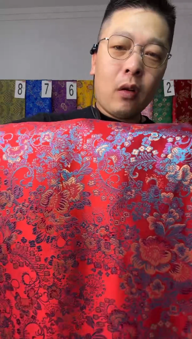 混纺织锦缎长60公分 宽70