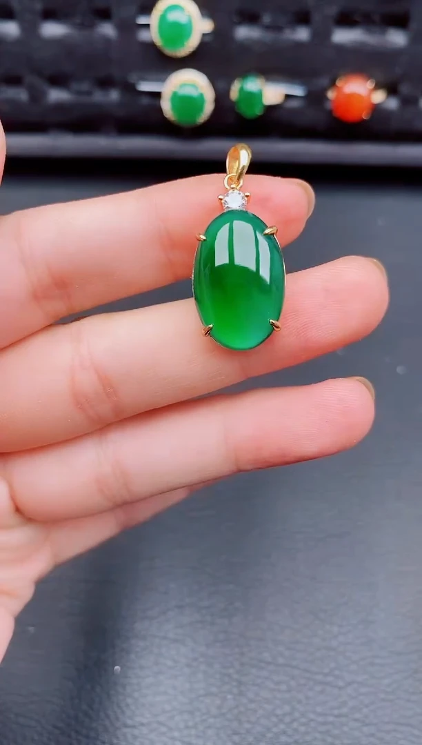 【闪购商品】翡翠颈饰银S925镶嵌天然a货翡翠281