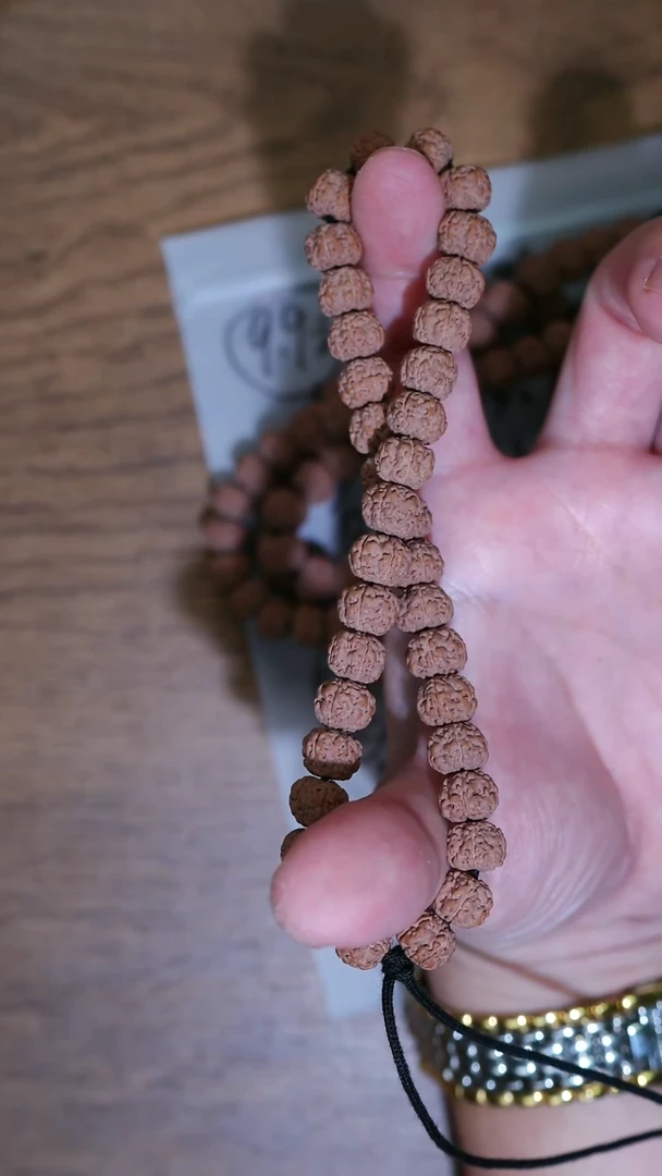 手串金刚菩提9.9 平细单圈10+